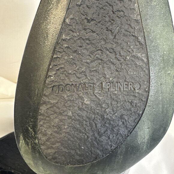 Donald Pliner Women's Black Suede/leather Pointed Toe Heel Ankle Boots  Size 9.5 - Picture 6 of 15